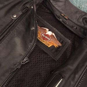 Vintage Harley Davison leather motorcycle jacket
